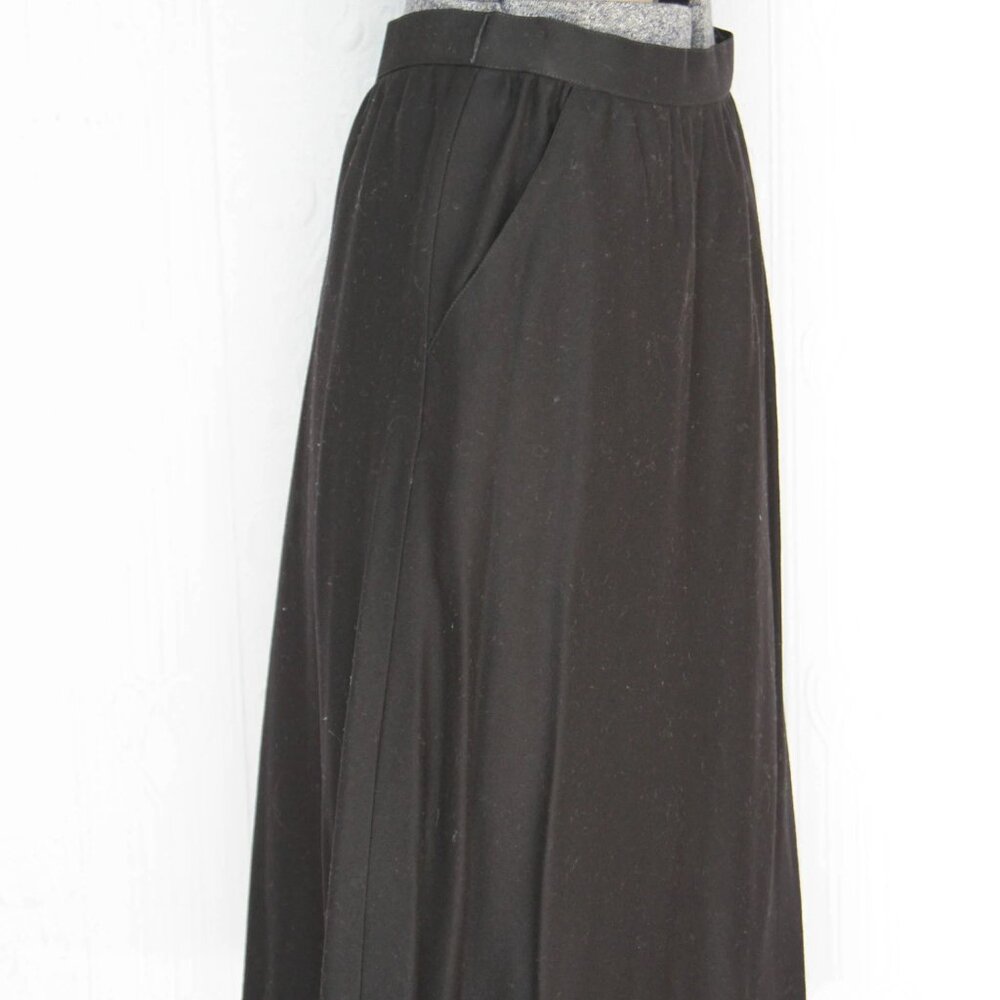 Beautiful Calvin Klein 80's black wool midi skirt size 8